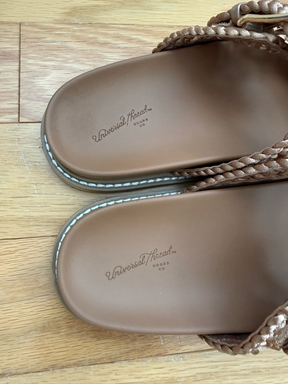 Universal Thread Sandals - Picture 8 of 12